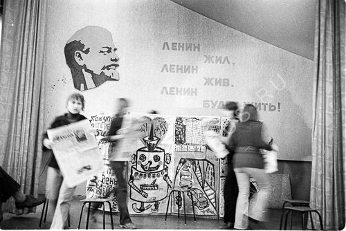 М Школьная самодеятельность 01 74г